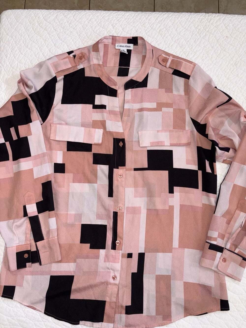 Calvin Klein Blouse Women’s Large Pink Geometric Button Front Long Sleeve Top